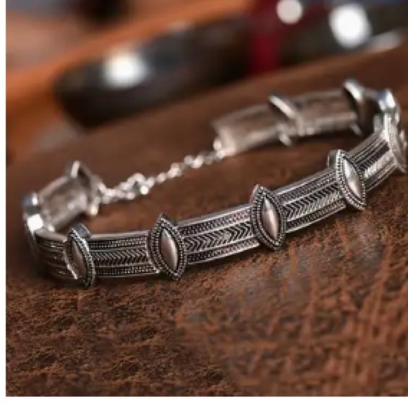 Silver Women's Chocker - Picture 1 of 4